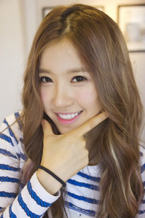 Ellin454565.jpg