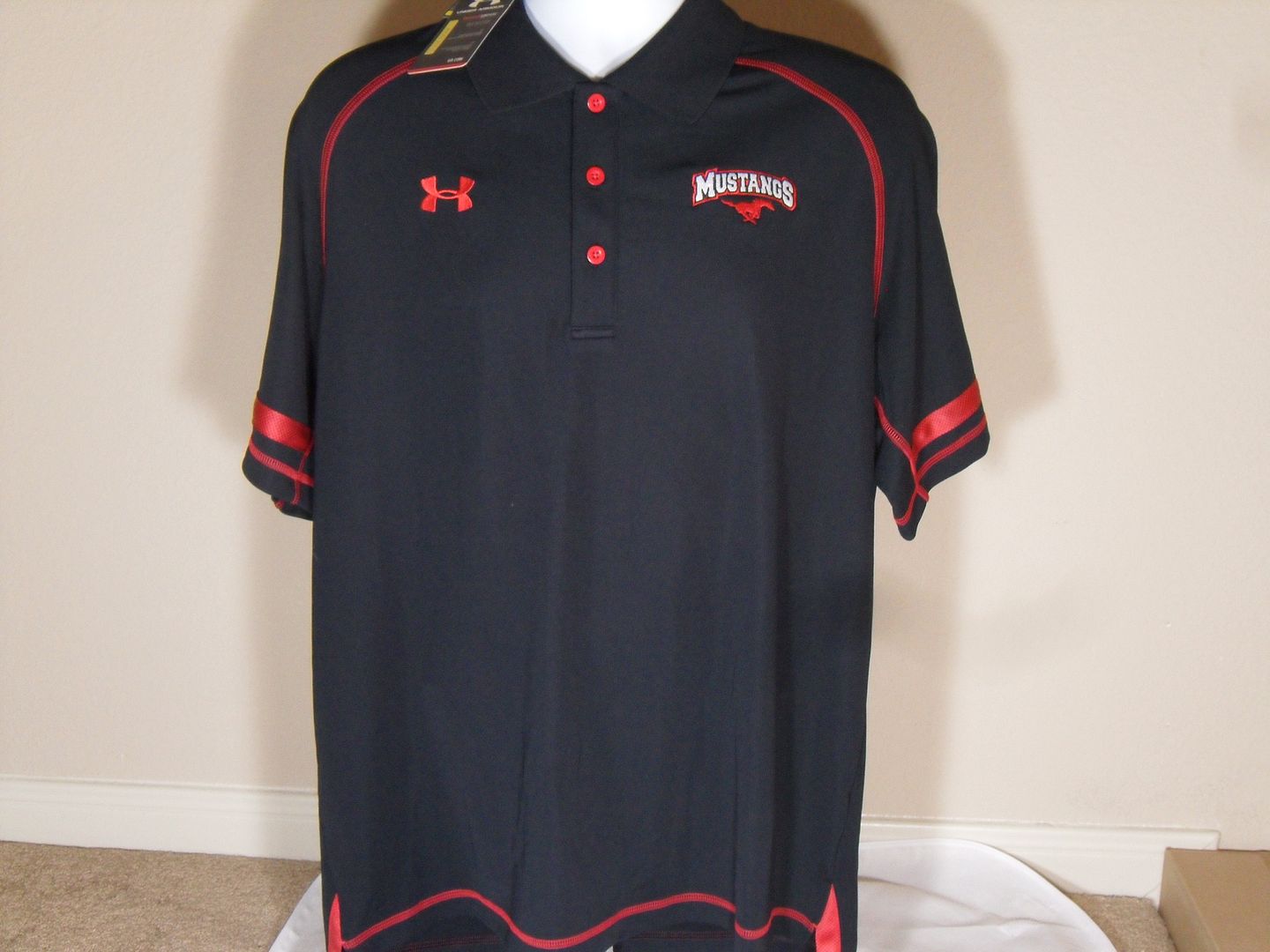 under armour loose fit polo shirt